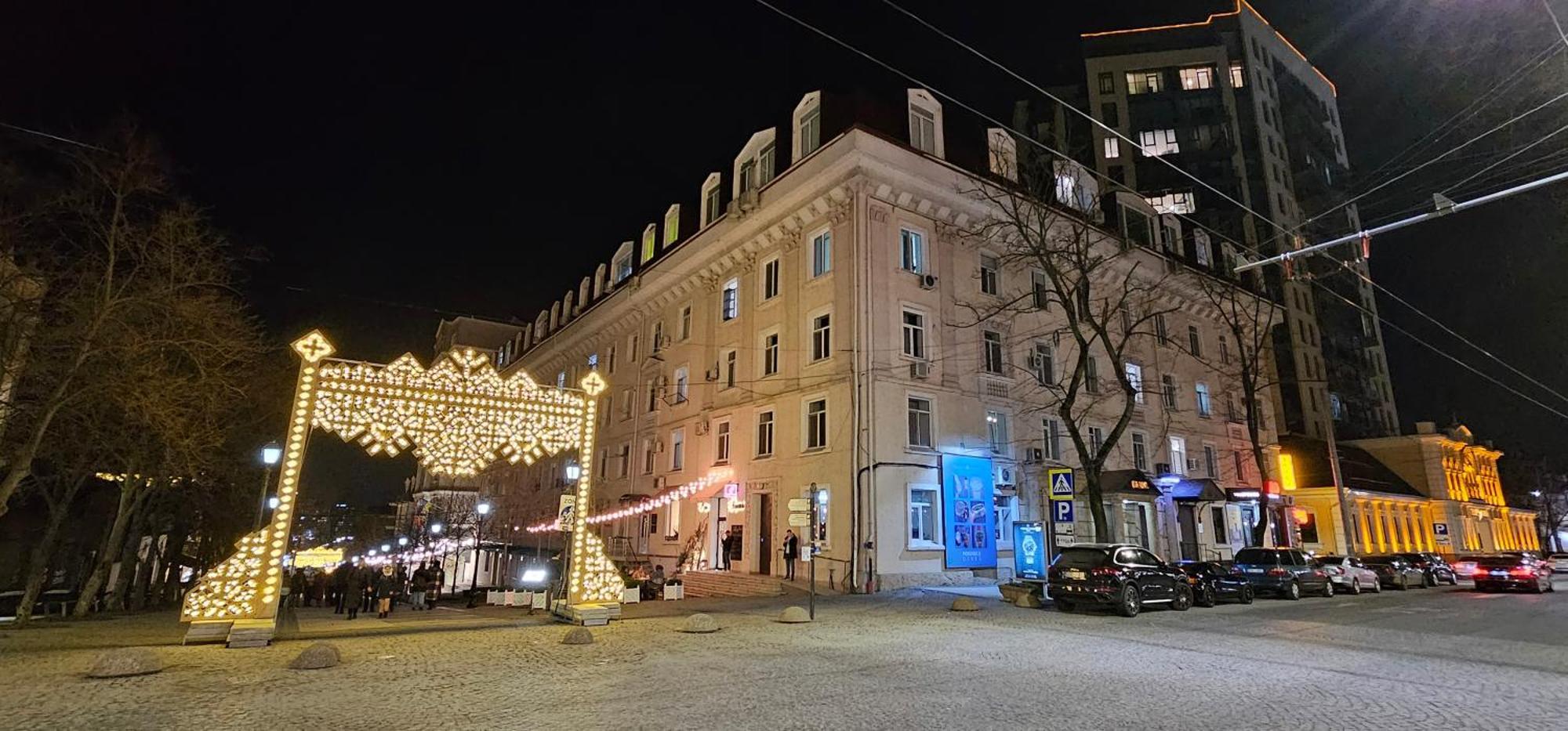 Park & Pedestrian Zone Apartment For4 Chişinau Exteriör bild